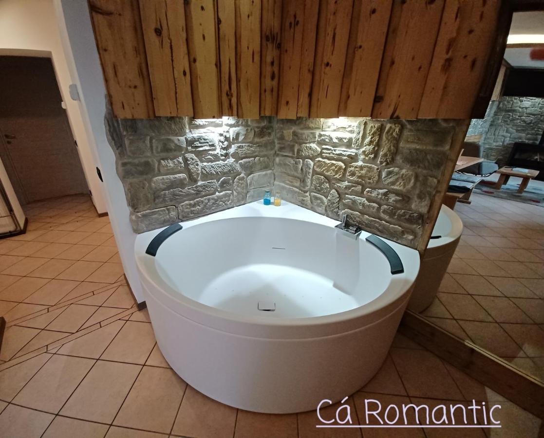 Romantic Relax Venas Luaran gambar