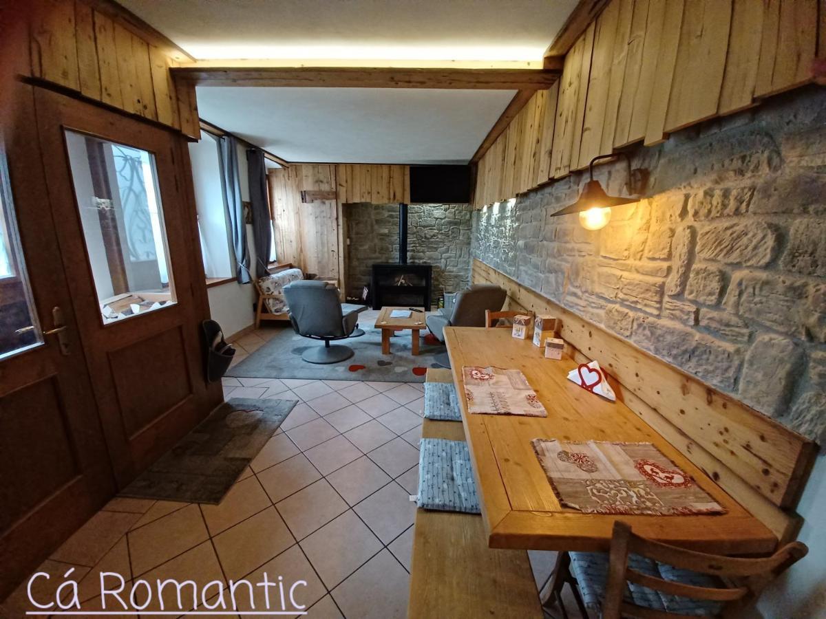 Romantic Relax Venas Luaran gambar
